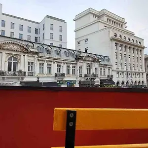 https://charming-1937-victory-avenue.bucharesthotelsnow.com