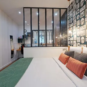 Fabulous Comfortable Studio With Updated Finishes And Design Next To Champ De Mars Appartement