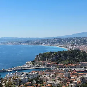 https://lolivette.fr-provencehotel.com